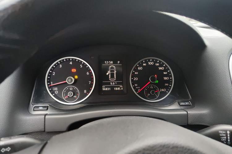 Used Volkswagen Tiguan 2012 1.8TSI Automatic Two-Wheel Drive Trend Edition Instrument Cluster