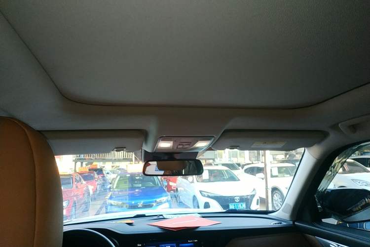 Used Changan CS95 2021 2.0T Four-Wheel Drive Luxury Version
