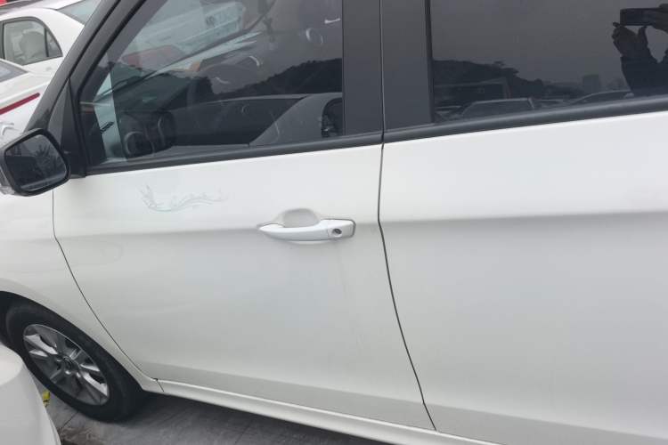 Used SWM X2 2021 1.5L Manual Business Version 7 Seats
