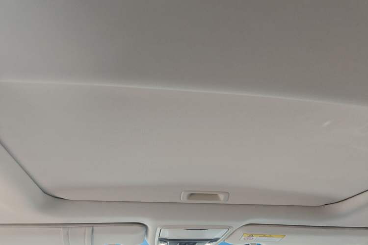 Used Honda Elysion 2022 2.0L eHEV Luxury Edition
