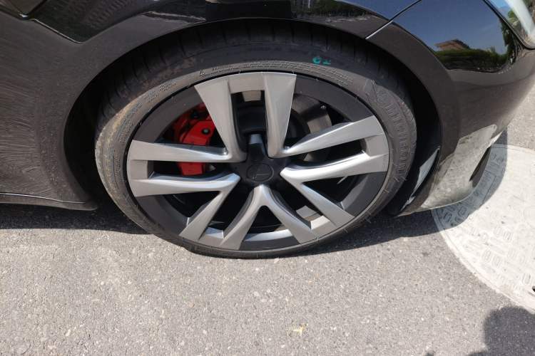 Used Tesla Model S 2023 Three-Motor All-Wheel-Drive Plaid Version