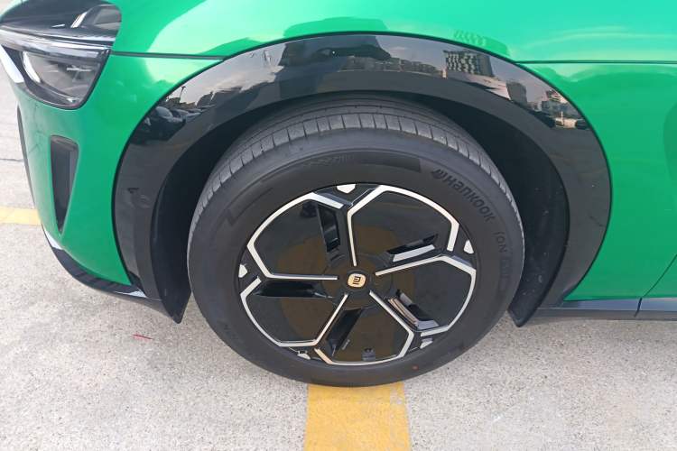 Used Xiaomi Auto YU7 2025 Ultra-Long Range Rear-Wheel Drive Version
