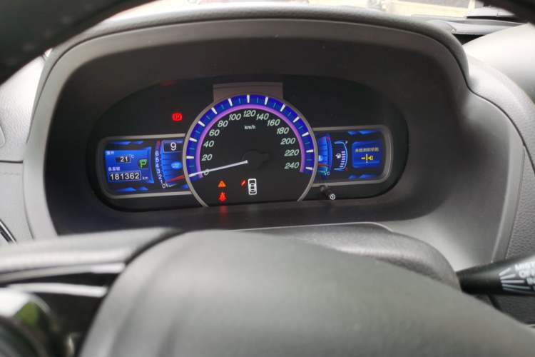 Used BYD S7 2015 2.0T Upgraded Automatic Luxury Version Instrument Cluster