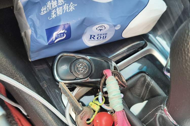 Used Buick GL6 2019 18T 6-Seater Connected Luxury Version China VI Standard
