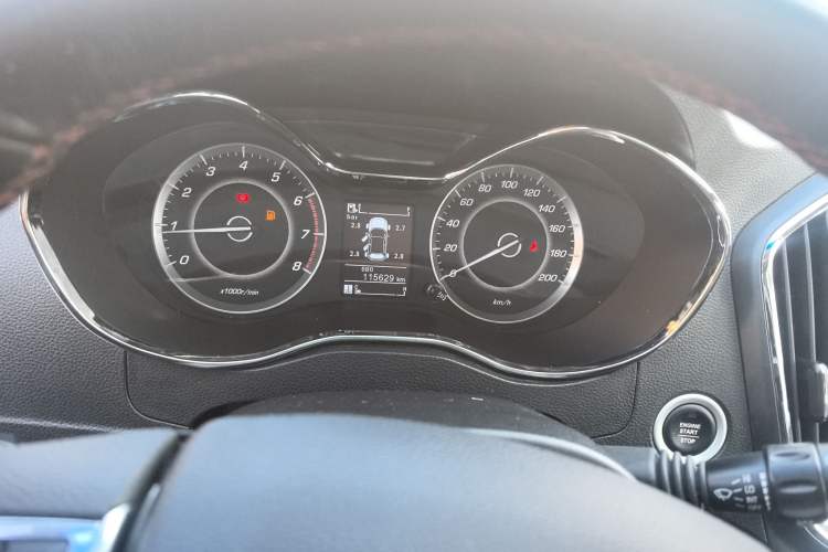 Used Baojun 560 2015 1.8L manual luxury version