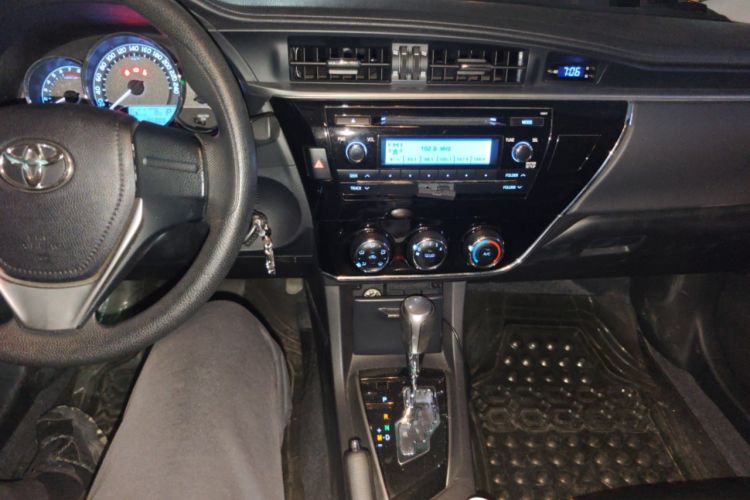 Used Toyota Corolla 2014 1.6L CVT GL
