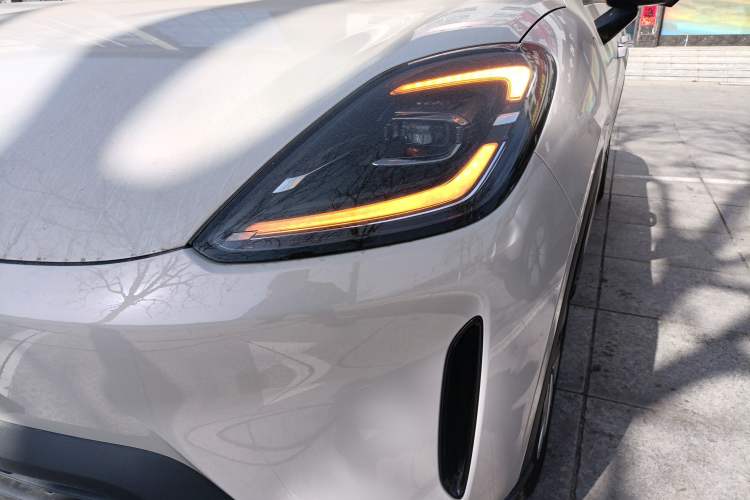 Used Wuling Bingo S 2025 Model 325km Deluxe Edition