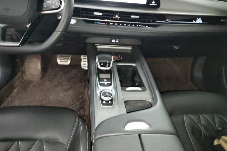 Used Chery Arrizo 8 2023 High-Performance Edition 2.0T DCT Powerfully Equipped
