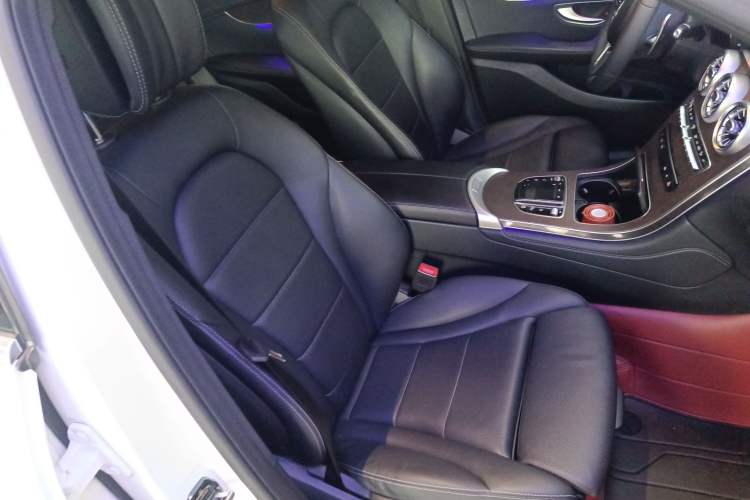 Used Mercedes-Benz GLC 2021 GLC 260 L 4MATIC Luxury Model Right Front Seat