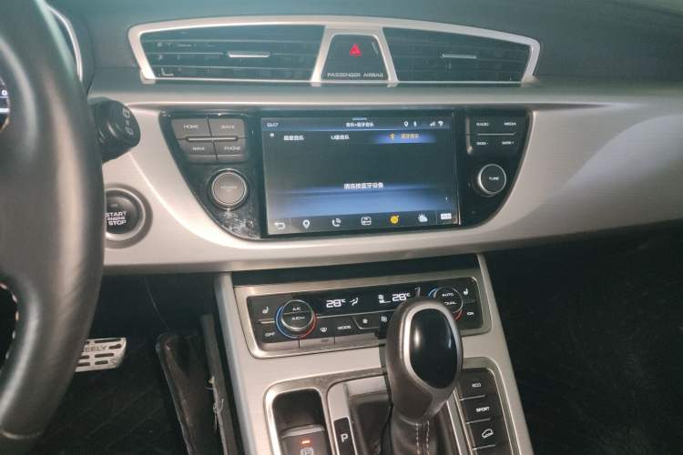 Used Geely Auto Emgrand X7 Sport 2016 1.8TD Automatic ZhiZun Version