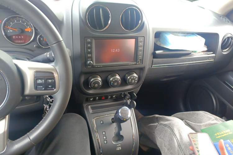 Used Jeep Patriot 2014 2.4L Luxury Navigation Edition