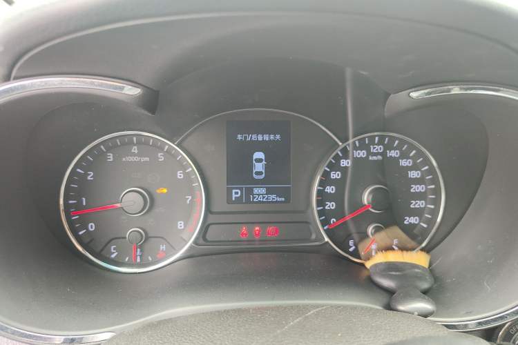 Used Kia K3 2015 1.6L Automatic GLS
