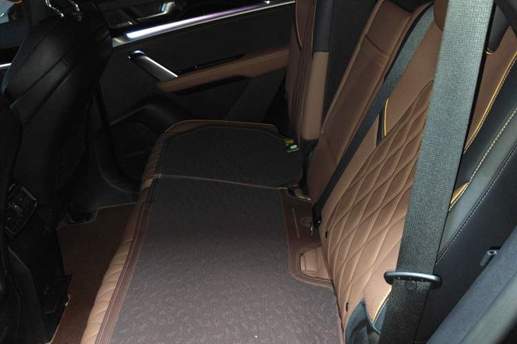 Used BYD Tang New Energy 2021 DM-i 112KM Prestige Model Left Rear Seat