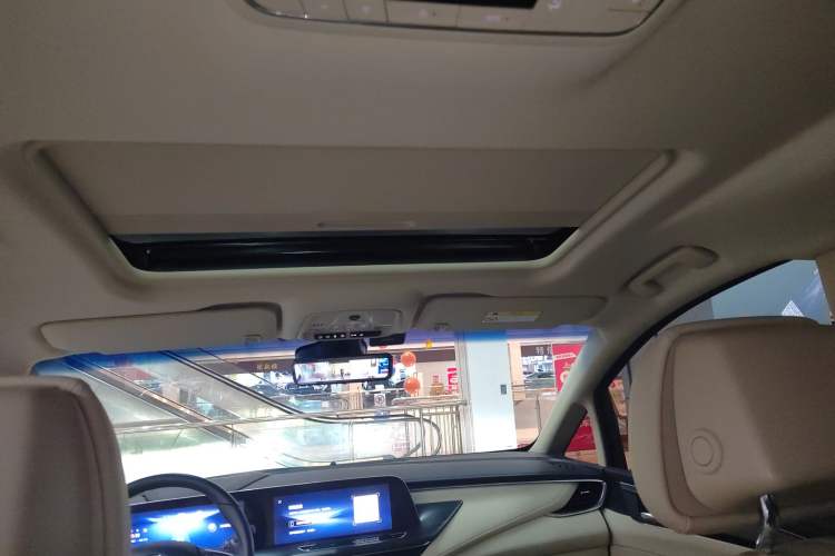 Used Buick GL8 2023 ES Lu Zun Deluxe Model