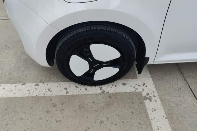 Used CHANGAN NEVO Lumin 2025 205 km Xiangqin Version
