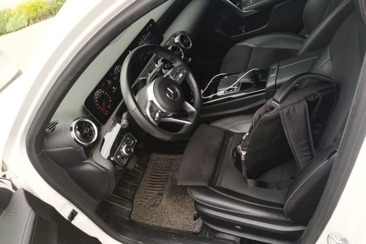 Used Mercedes-Benz A-Class 2019 A 200 L Sport Sedan Left Front Seat