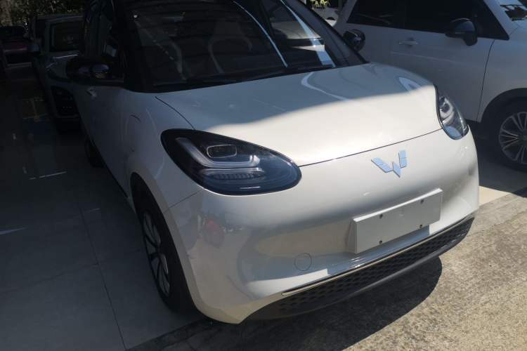 Used Wuling Bingo 2023 333 km Lingxi Connected Version
