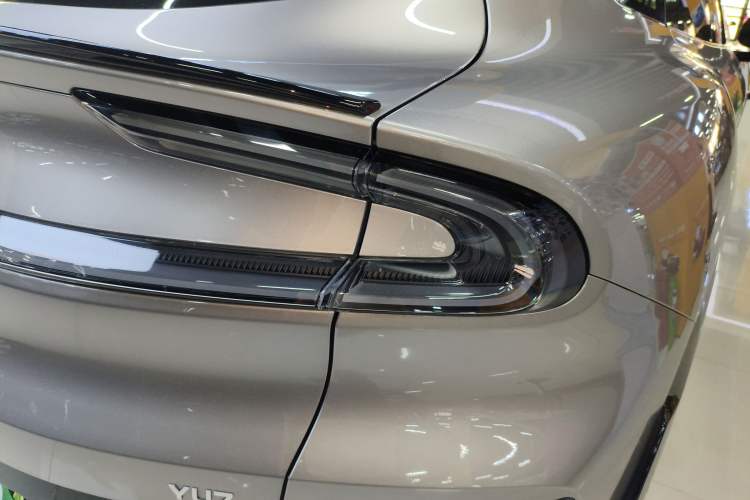 Used Xiaomi Auto YU7 2025 Ultra-Long Range Rear-Wheel Drive Version