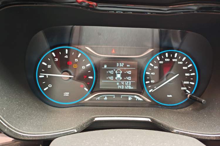 Used GAC Trumpchi GS4 2018 235T Manual Two-Wheel Drive Elite Edition Instrument Cluster