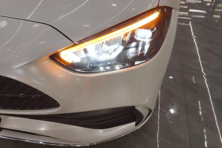 Used Mercedes-Benz C-Class 2022 C 200 L Sport Edition Left Front Headlight