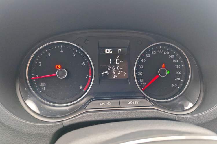 Used Volkswagen Polo 2016 1.6L Automatic Comfort Model
