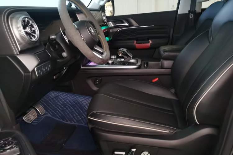 Used Tank 300 2021 Off-Road Edition 2.0T Conqueror Left Front Seat