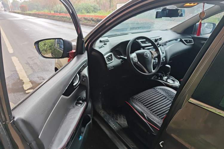 Used Nissan Qashqai 2016 2.0L CVT Elite Edition
