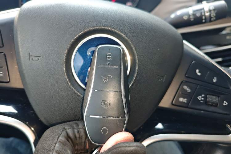 Used BYD Song MAX New Energy 2022 DM-i 105KM Flagship Model
