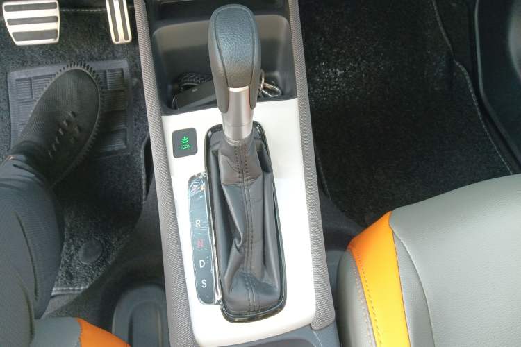 Used Honda LIFE 2021 1.5L CVT SPO-SS Dynamic Edition
