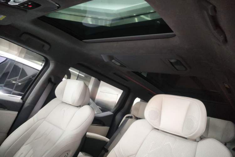 Used Zeekr 009 2024 7-Seater Aisle Version 108 kWh Headliner