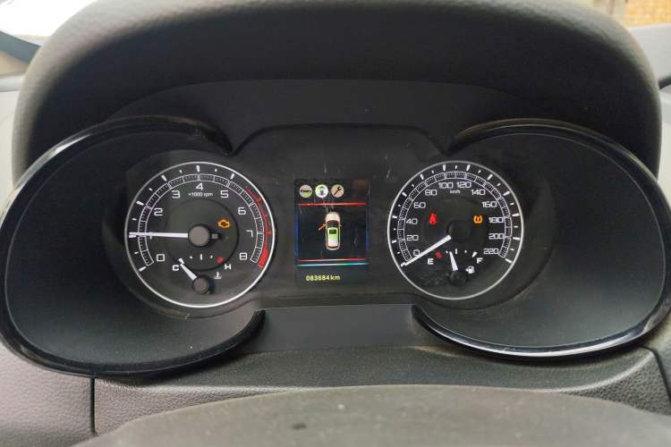 Used Dongfeng Fengdu MX5 2016 2.0L Manual Elite Edition
