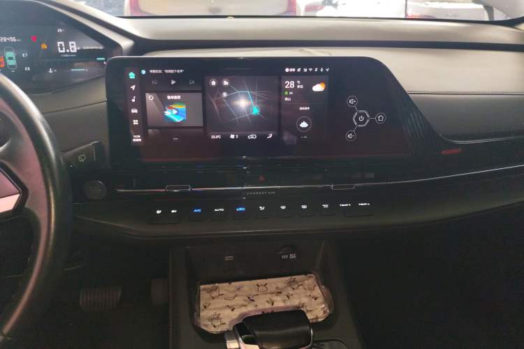 Used CHANGAN CS55PLUS 2022 2nd Generation 1.5T DCT Luxury Version Audio And AC Panel