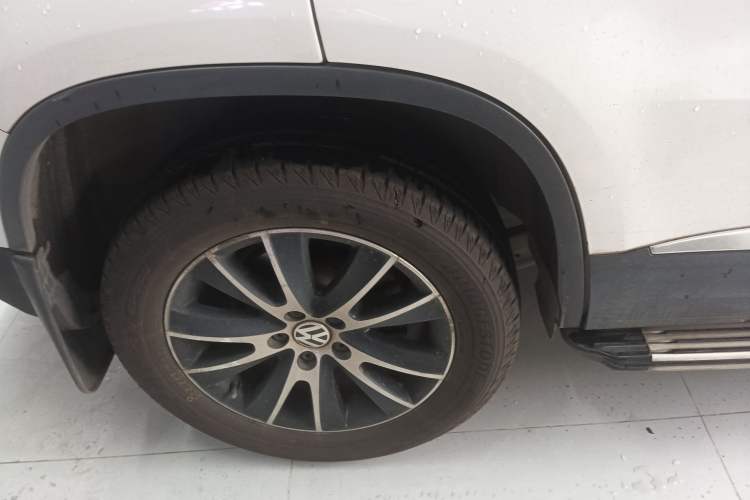 Used Volkswagen Tiguan 2013 1.8TSI Automatic Two-Wheel Drive Luxury Model Right Rear Wheel Hub