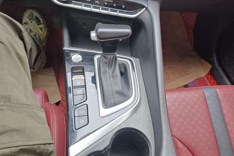 Used CHANGAN Eado 2021 PLUS Blue Whale NE 1.4T GDI DCT Prestige Model Gear Lever