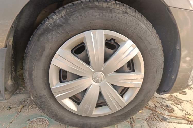 Used Volkswagen Jetta 2015 Value Edition 1.6L Automatic Fashion Version
