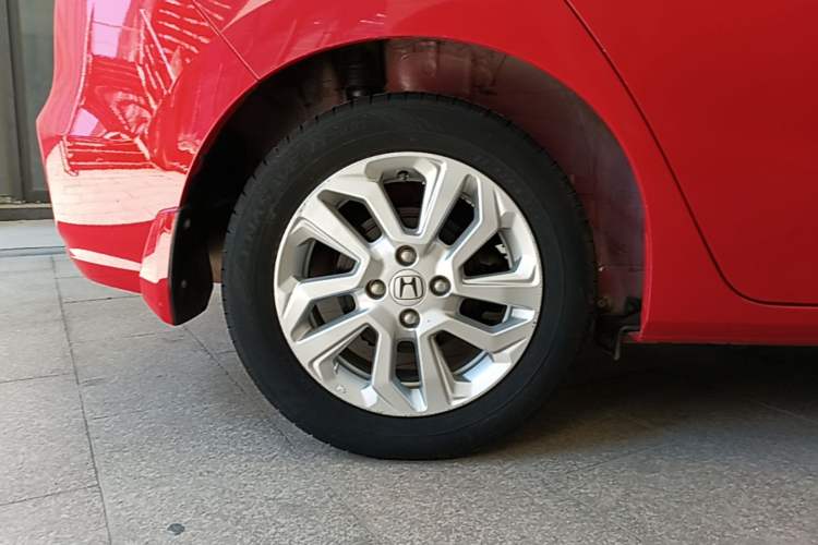 Used Honda Fit 2018 1.5L CVT Comfort Sunroof Version