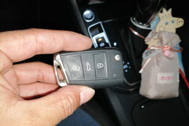 Used Volkswagen Golf Sportsvan 2018 230TSI Automatic Luxury Model
