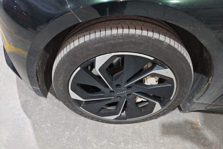 Used Zeekr 001 2021 Ultra-Long Range Dual-Motor YOU Version Left Front Wheel Hub