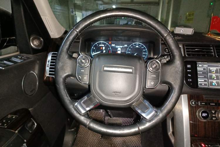 Used Land Rover Range Rover 2014 3.0 SC V6 Vogue SE Long-Wheelbase Edition