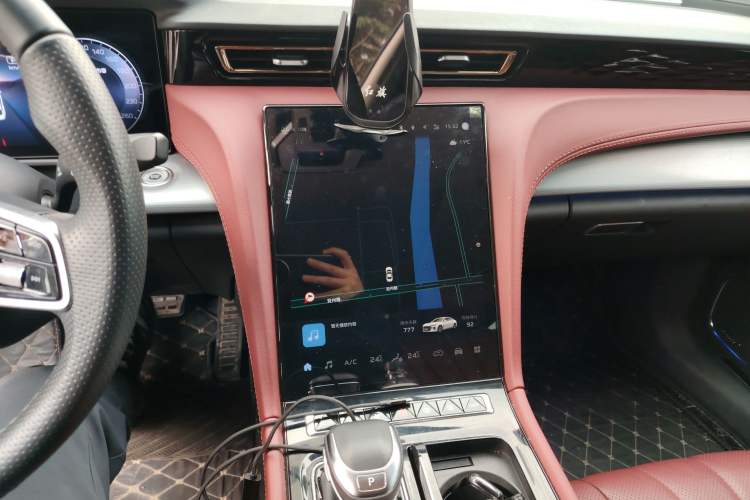 Used Hongqi H5 2024 2.0T Automatic Smart Connect Flagship Edition
