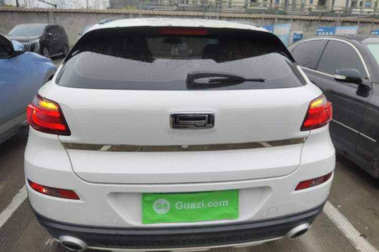 Used Qoros 3 2016 Urban SUV 1.6T Automatic Zhiyue Model Rear