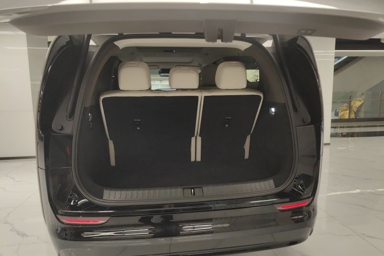 Used Li Auto MEGA 2024 Ultra Model