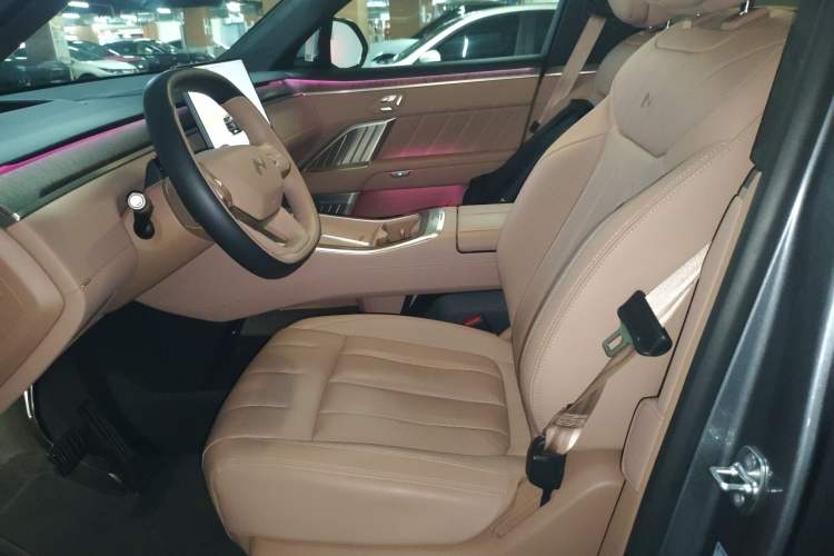 Used ONVO Luxeed L90 2025 Model—Max Six-Seater Version