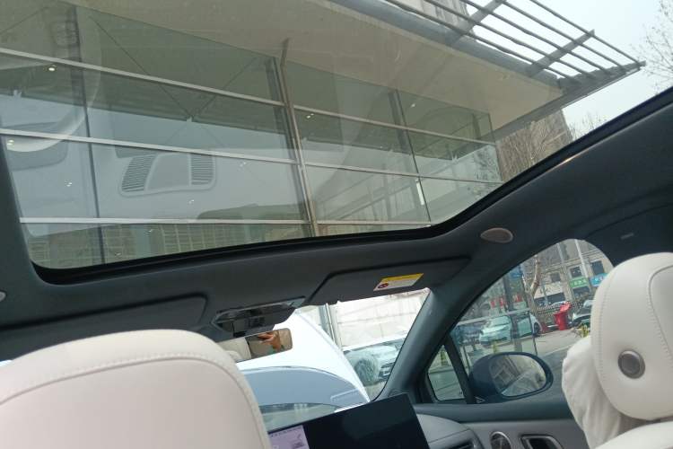 Used Li Auto Li Auto i6 2025 Model Two-Wheel-Drive Standard Type