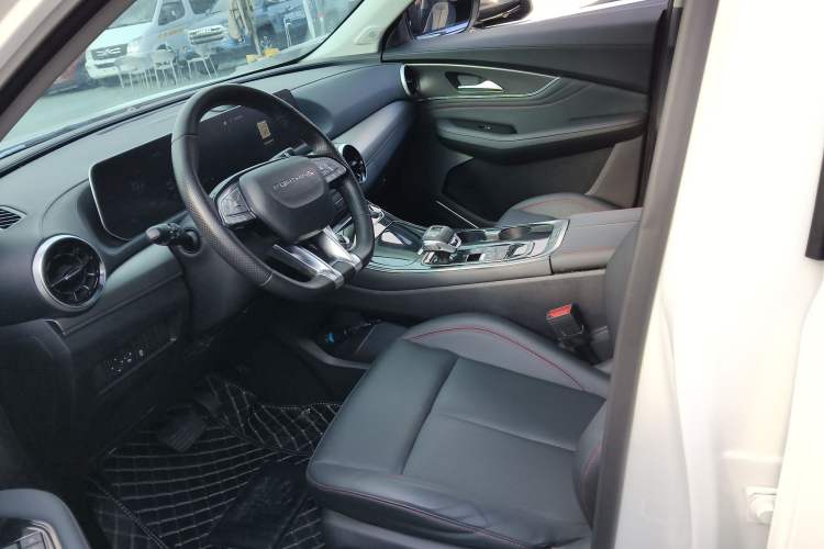 Used FORTHING T5 EVO 2021 1.5TD DCT Diamond Edition