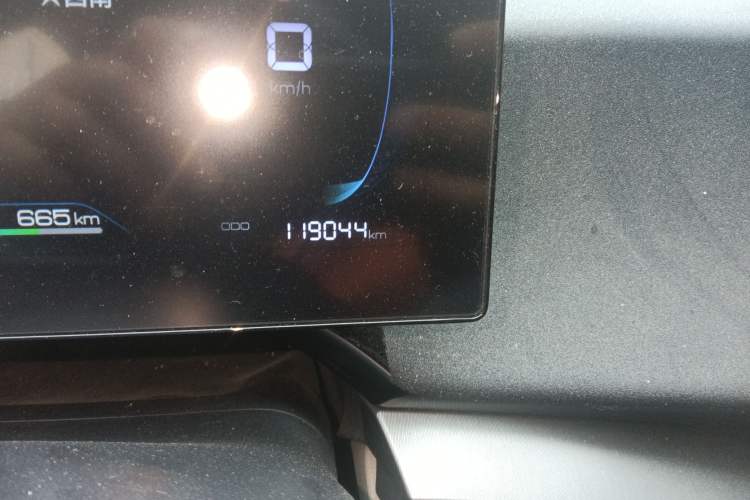 Used BYD Qin PLUS 2023 Champion Edition DM-i 120KM Excellence Model
