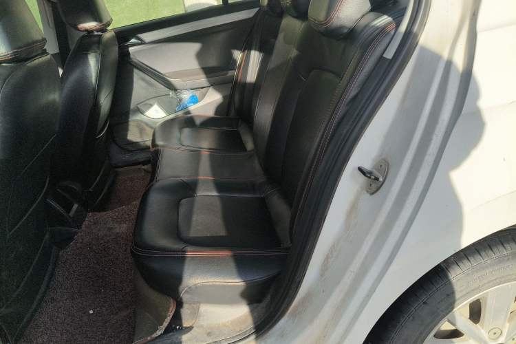 Used Volkswagen Jetta 2013 1.6L Manual Comfort Model