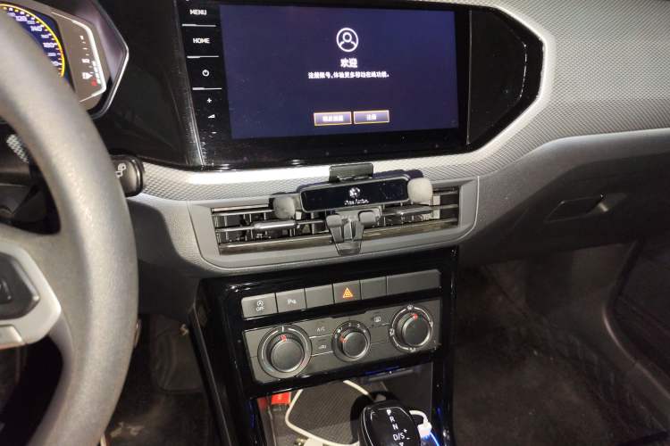 Used Volkswagen Tacqua 2021 200TSI DSG JoyConnect Edition
