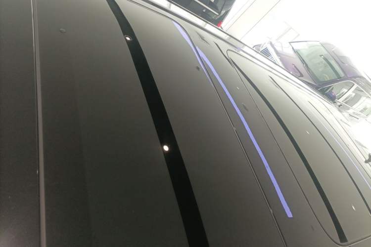 Used Denza D9 2024 DM-i 1050 Luxury Model Roof