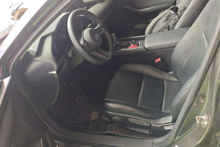 Used Mazda 3 Axela 2020 1.5L Automatic ZhiMei Edition Left Front Seat